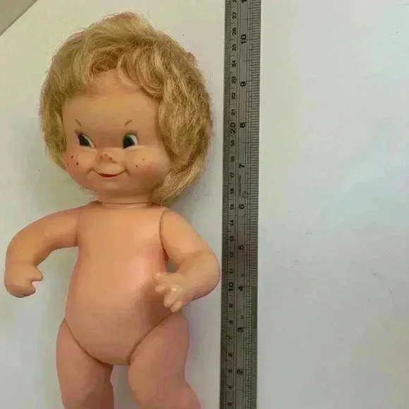 Vintage 60s made in Canada Regal Funny / Silly Face doll with outfit - Picture 7 of 7